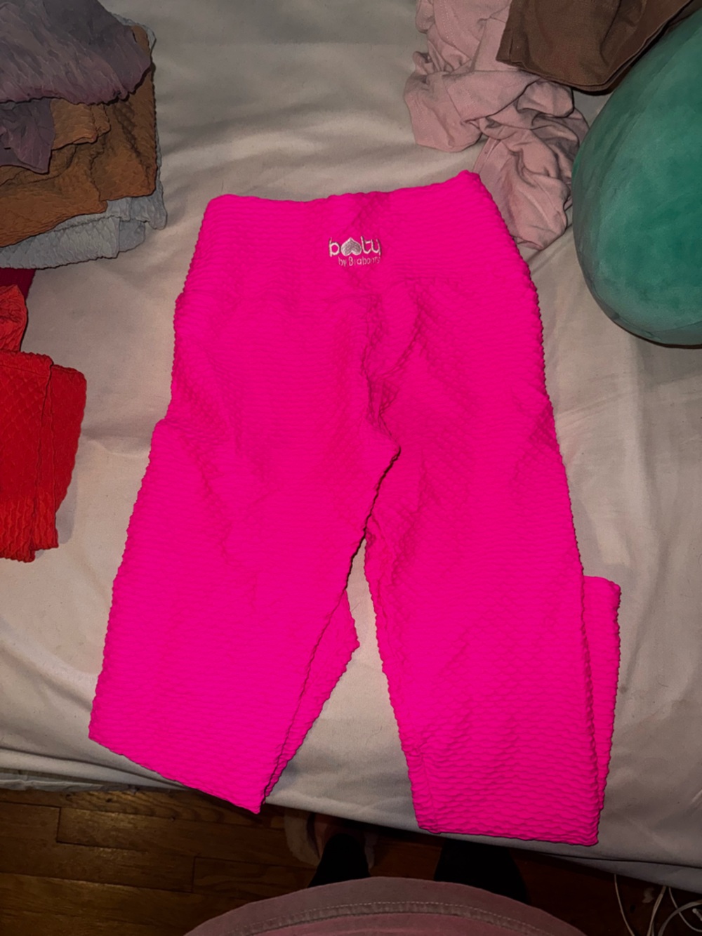Booty by Brabants Hot Pink Croco Skin Leggings